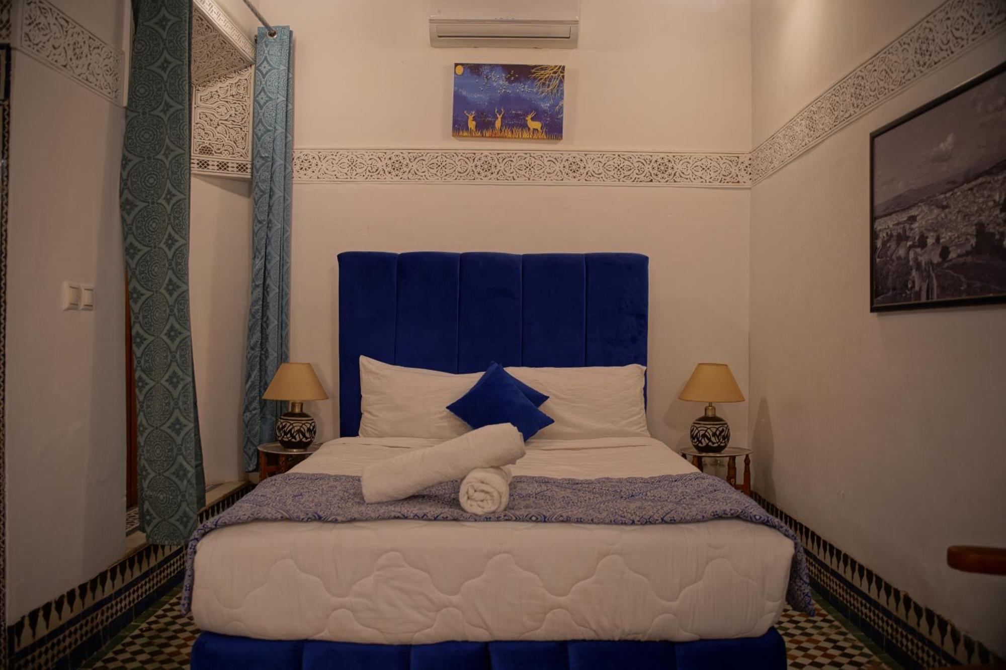 La Cheminee Bleue Fes Hotel Exterior photo